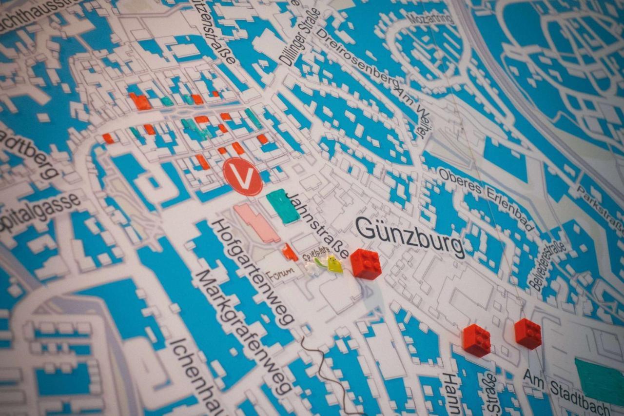 Vienna House Easy By Wyndham Guenzburg Hotel Bagian luar foto